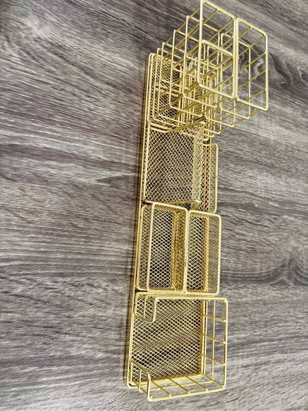 N/A stylish gold